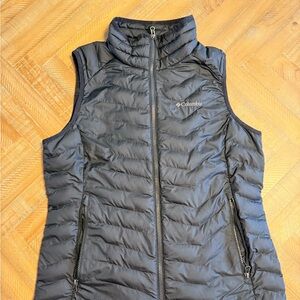 Columbia Women's Black Puffer Vest